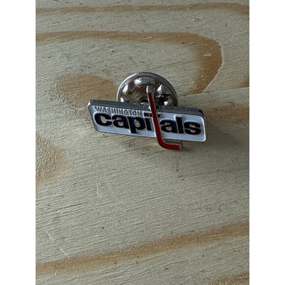 Washington Capitals NHL Official Licensed Lapel Pin - Picture 1 of 5